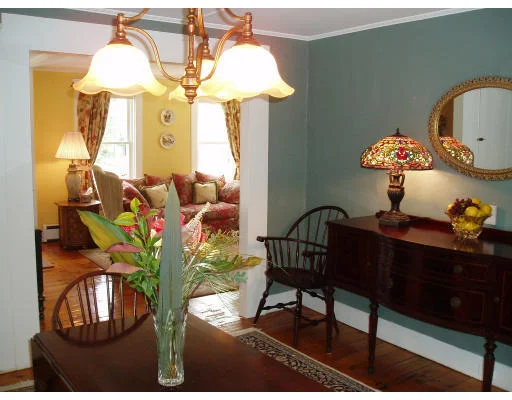 Unit for sale at 8 Maple St, Hopkinton, MA 01748