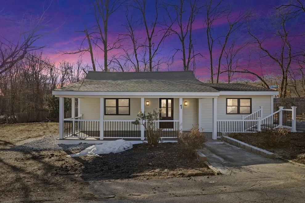 Unit for sale at 1 W Clifton Street, Haverhill, MA 01832