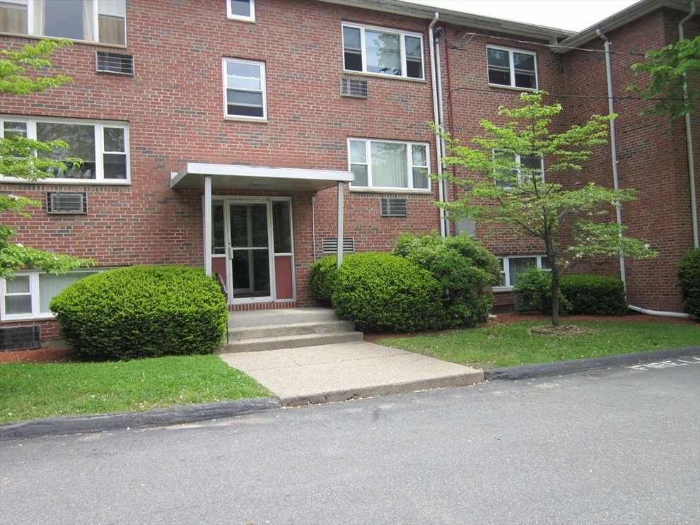 Unit for sale at 73 Walnut Street, Newton, MA 02460