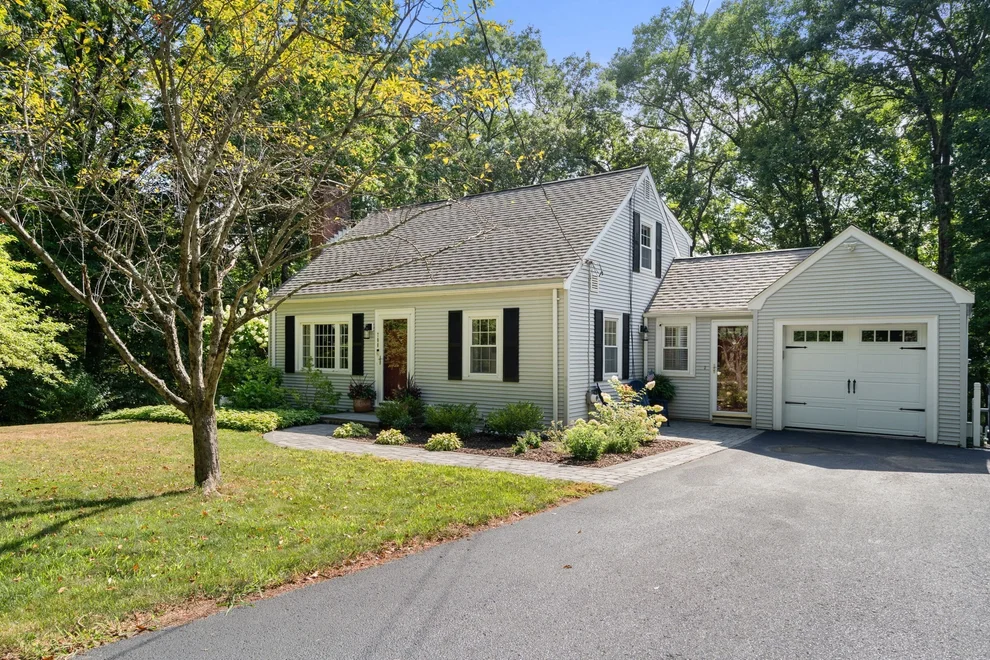 Unit for sale at 700 Grove St, Framingham, MA 01701