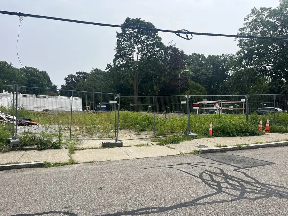 Unit for sale at 4 Griswold Street, Cambridge, MA 02138