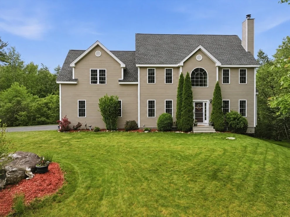 Unit for sale at 6 Pond Court, Leicester, MA 01611