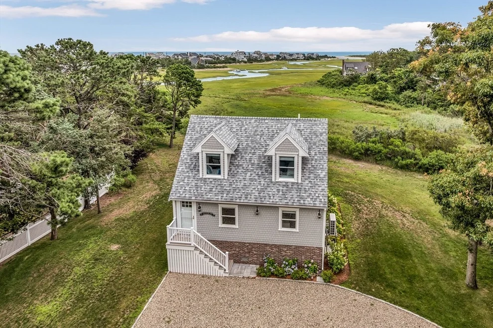 Unit for sale at 4 Arrowhead Cir, Sandwich, MA 02537