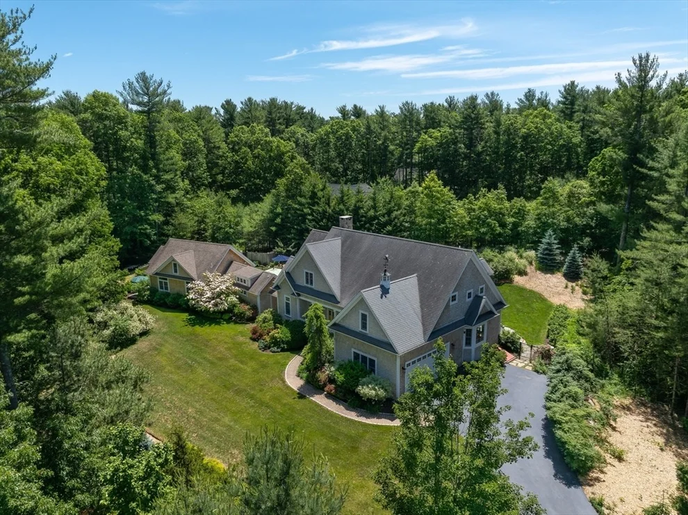 Unit for sale at 46-48 Paradise Lane, Rochester, MA 02770