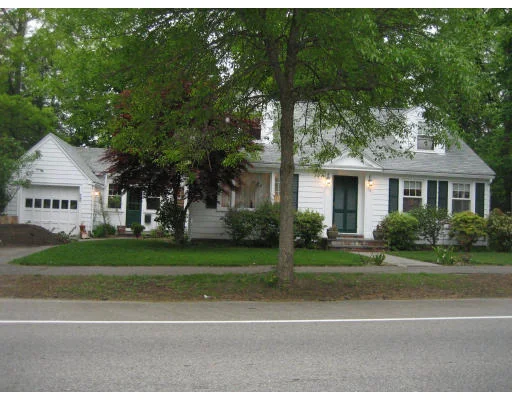 Unit for sale at 50 Elm St, Andover, MA 01810