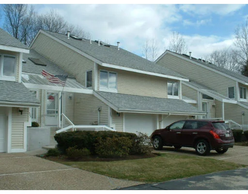Unit for sale at 304 Centre Lane, Walpole, MA 02081