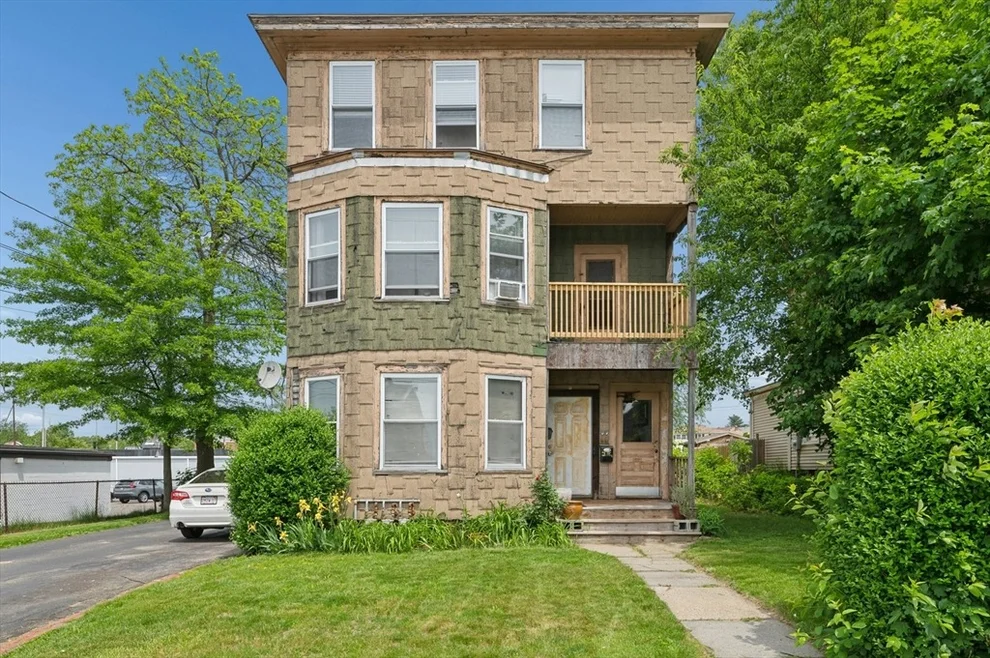 Unit for sale at 1 Summerhill Avenue, Worcester, MA 01606