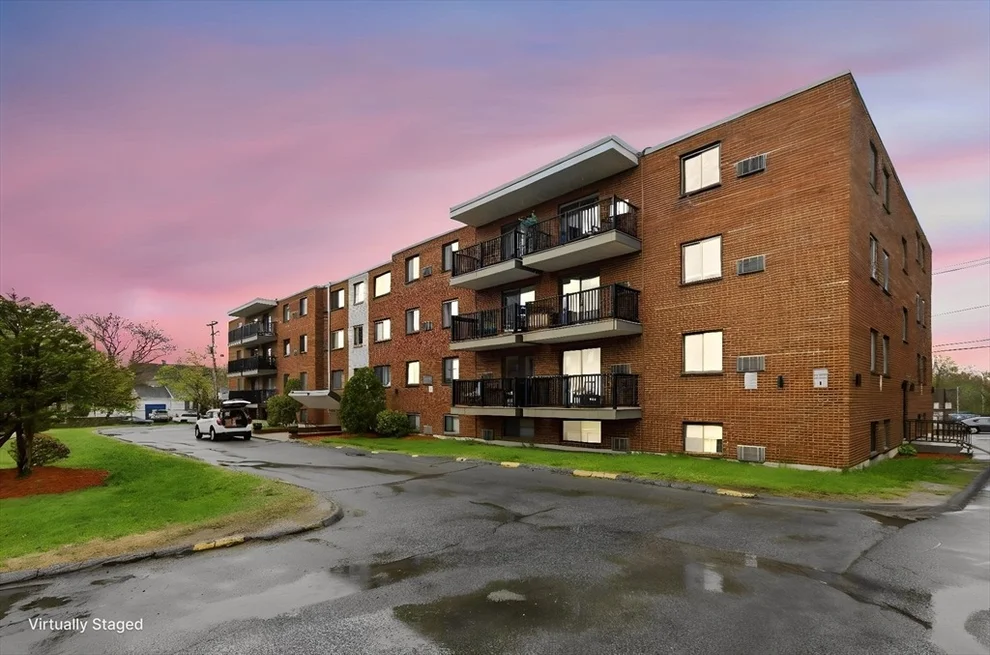 Unit for sale at 1000 Governors Dr, Winthrop, MA 02152