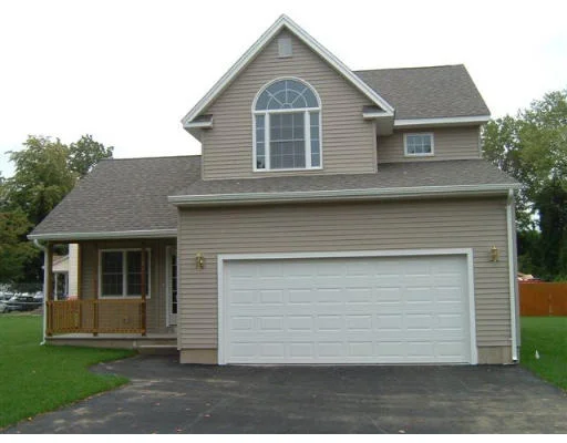 Unit for sale at 4 Eastland Street, Springfield, MA 01109