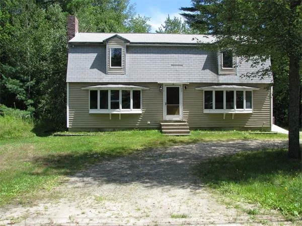 Unit for sale at 75 Woodlawn St, Winchendon, MA 01475