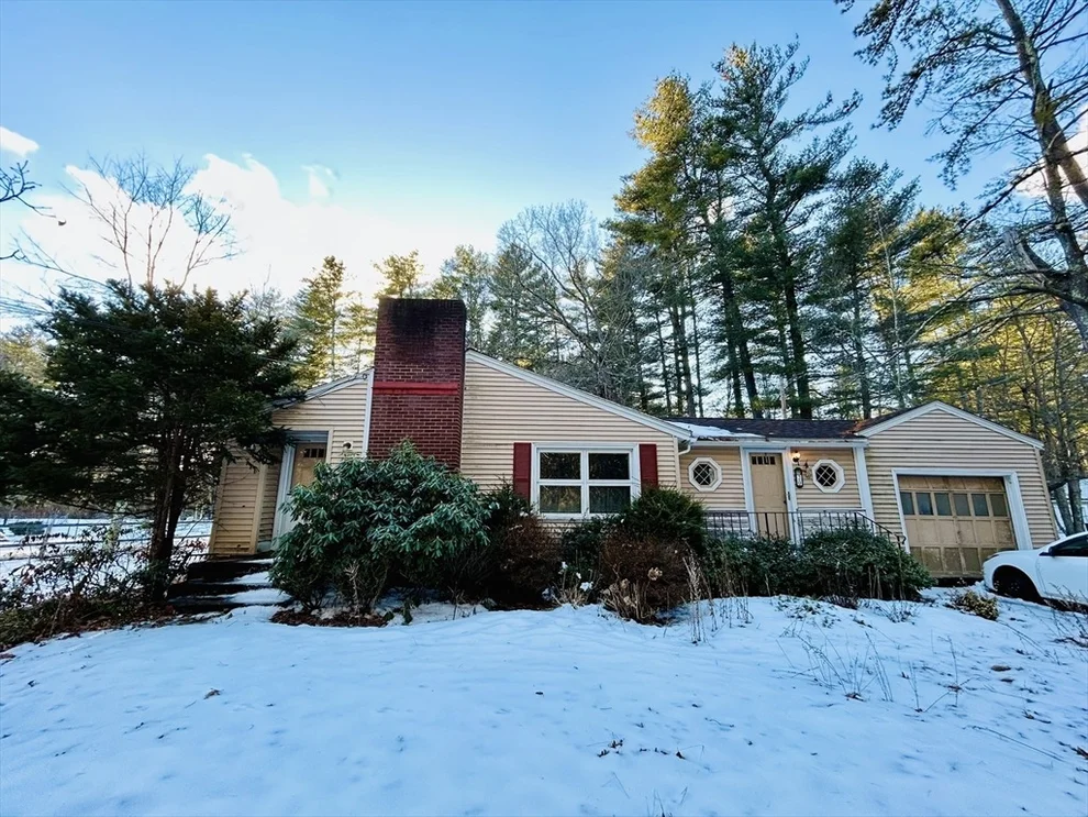 Unit for sale at 20 Barker Hill Rd, Townsend, MA 01469