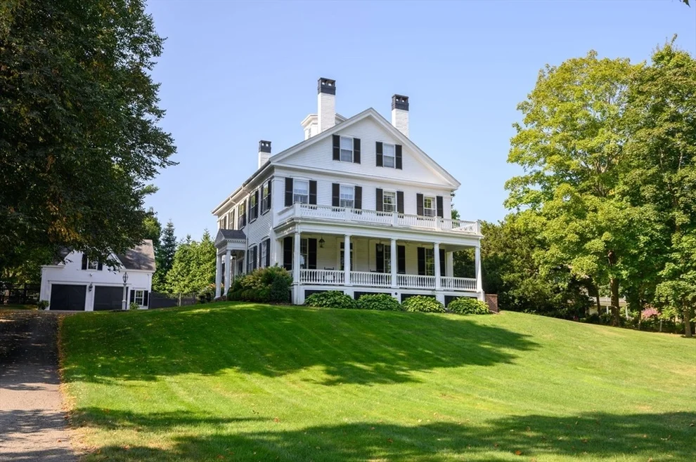 Unit for sale at 50 Lincoln Street, Hingham, MA 02043