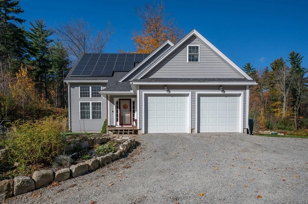 Unit for sale at 301 Mile Slip Road, Milford, NH 03055
