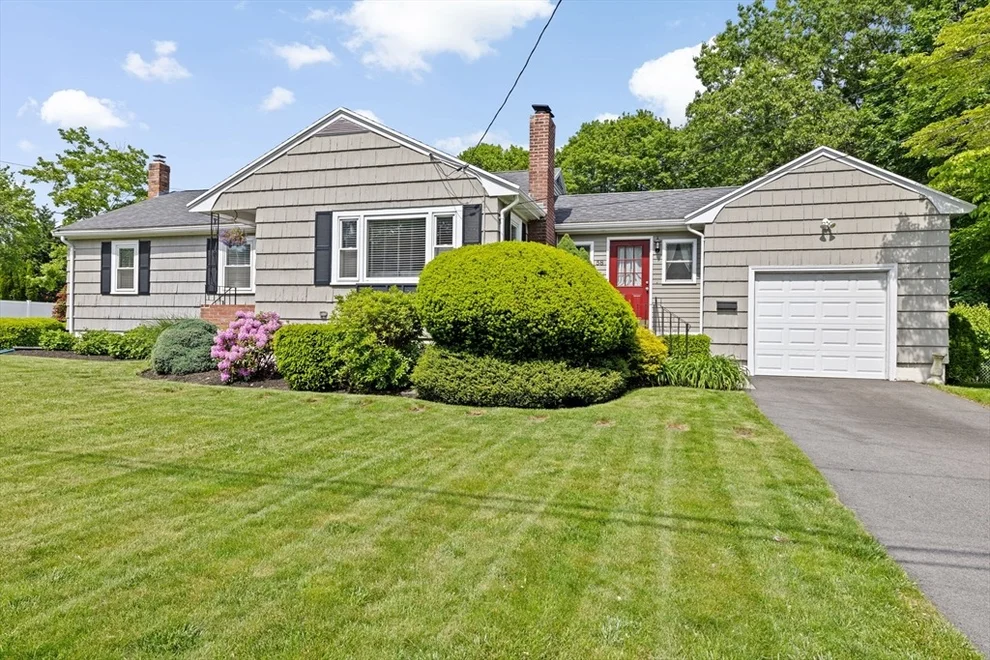 Unit for sale at 58 Spring St, Weymouth, MA 02188