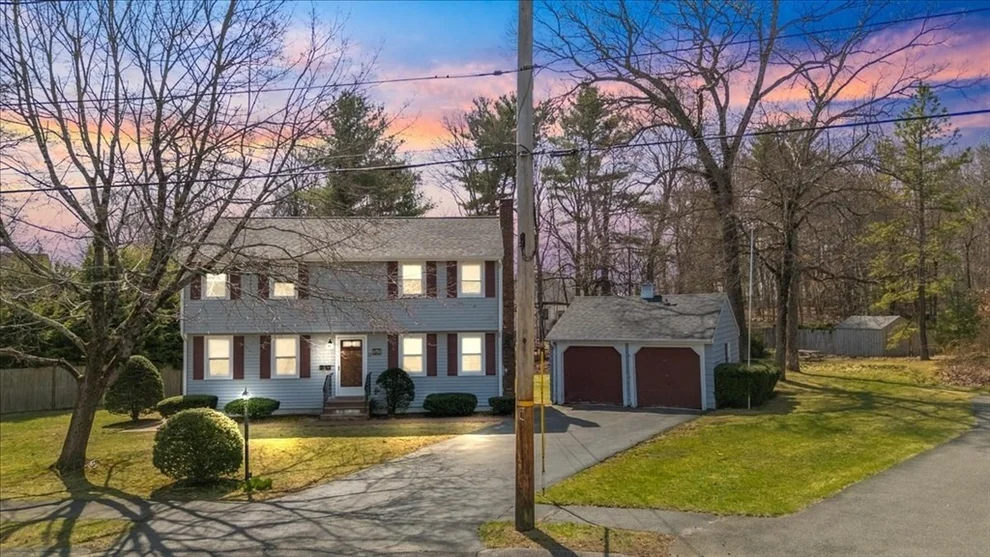 Unit for sale at 21 Bayberry Rd, Danvers, MA 01923