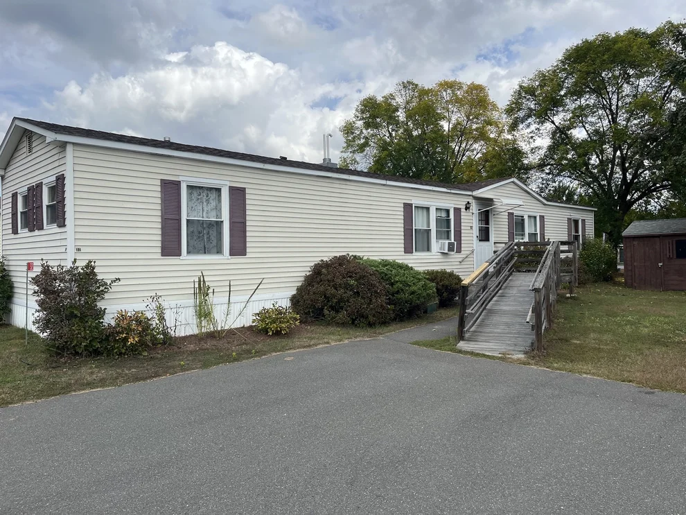 Unit for sale at 143 West St, Hatfield, MA 01038