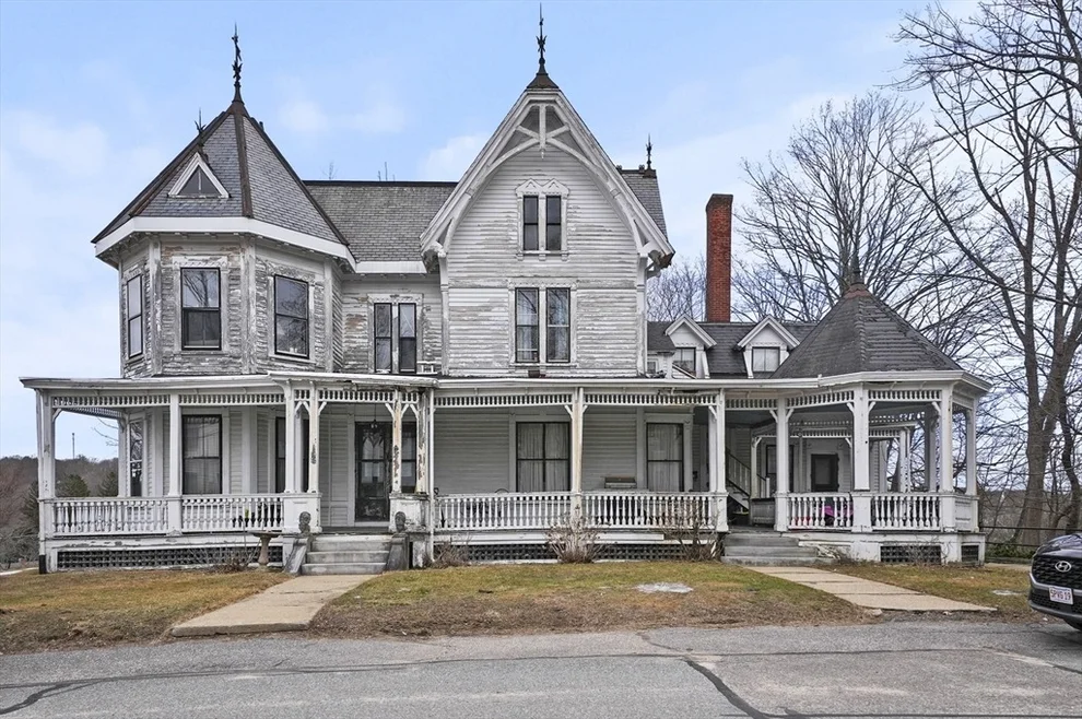 Unit for sale at 26 High Street, Spencer, MA 01562