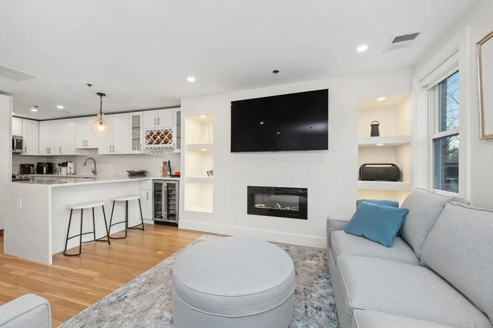Unit for sale at 19 Main St, Boston, MA 02129