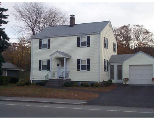 Unit for sale at 253 Broad St, Weymouth, MA 02188