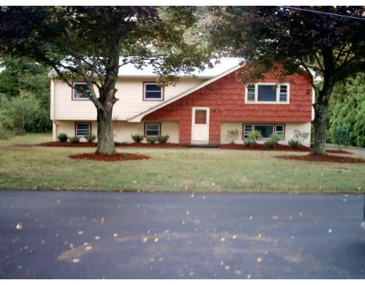 Unit for sale at 9 Cranberry Way, Marion, MA 02738