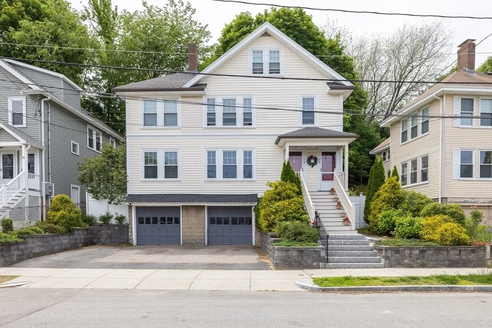 Unit for sale at 72 Edgecliff Rd, Watertown, MA 02472