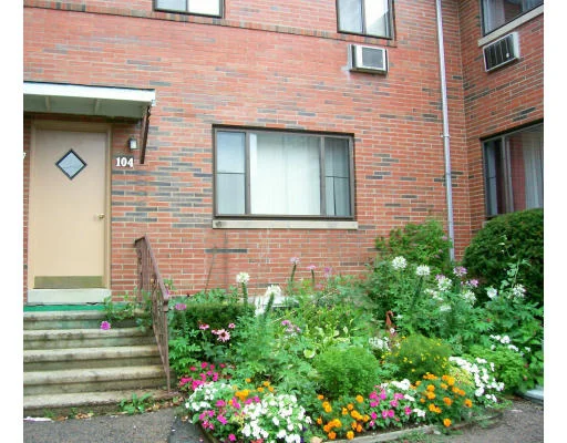 Unit for sale at 104 Bishop Dr, Framingham, MA 01702
