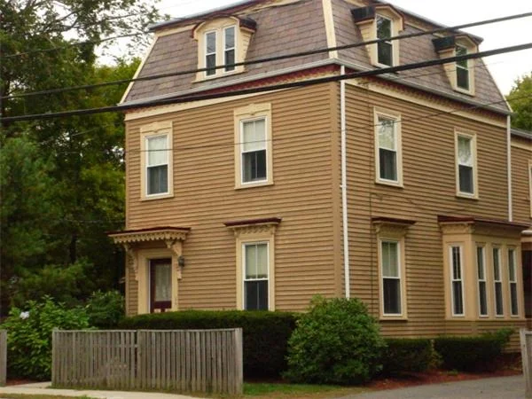 Unit for sale at 79 Central Street, Ipswich, MA 01938