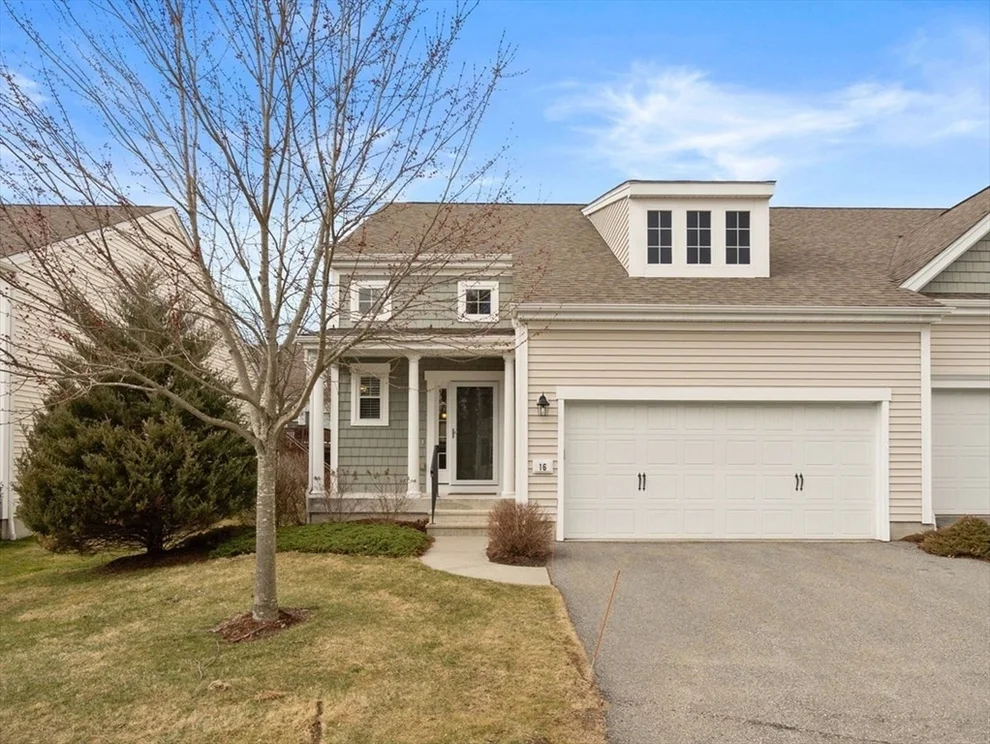 Unit for sale at 16 Greenside Ln, Acton, MA 01720