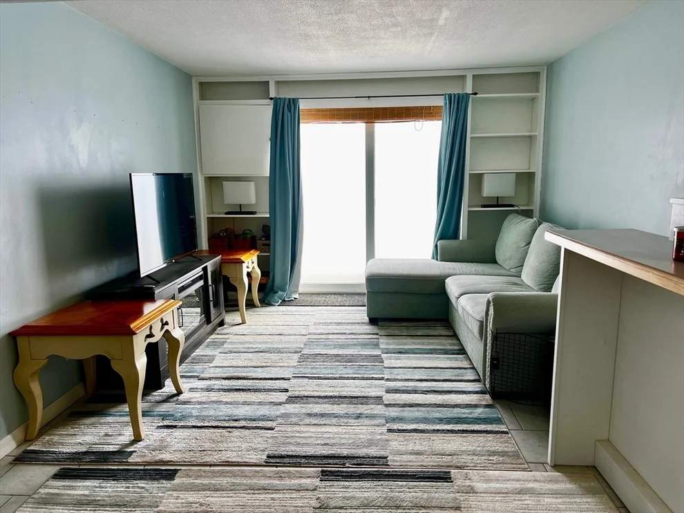 Unit for sale at 25 Keegan Ln, Greenfield, MA 01301