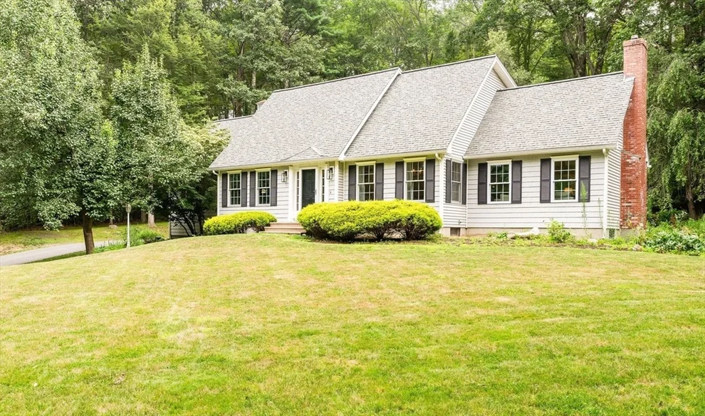 Unit for sale at 25 Lakeshore Dr, Sterling, MA 01564
