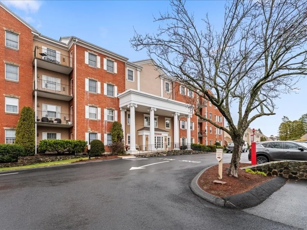 Unit for sale at 70 Weatherly, Salem, MA 01970