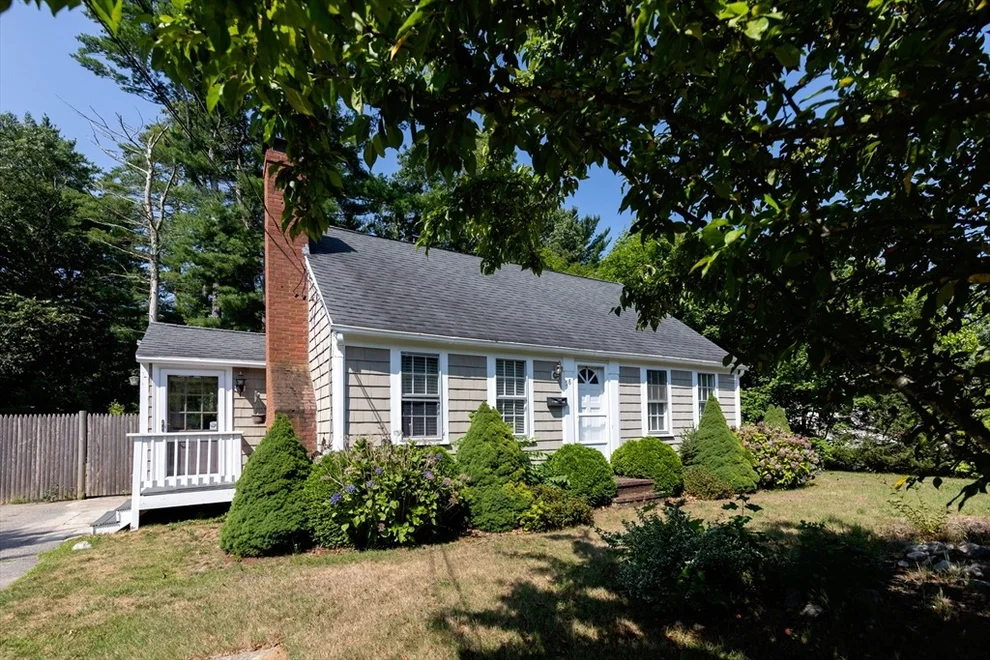Unit for sale at 58 Pembroke Street, Kingston, MA 02364