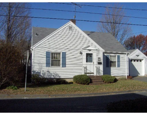 Unit for sale at 18 Cottage Ave, Danvers, MA 01923