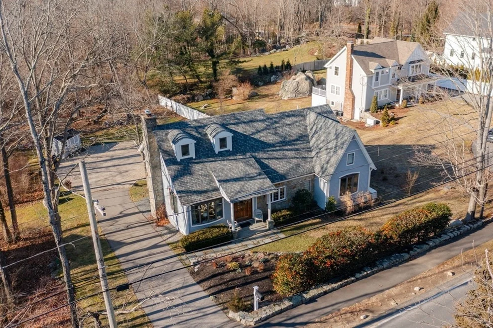 Unit for sale at 203 South Main Street, Cohasset, MA 02025