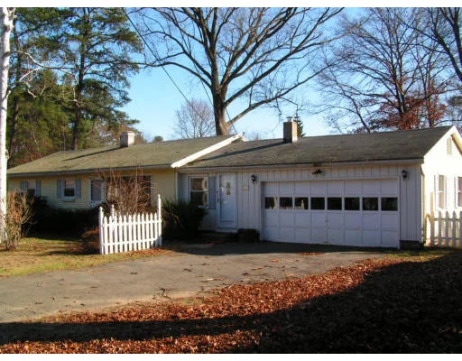 Unit for sale at 184 Birch Bluffs Drive, Westfield, MA 01085