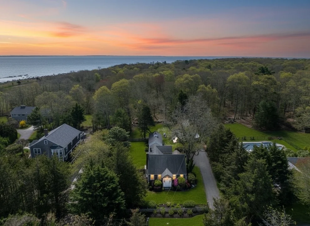 Unit for sale at 12 Noyes Ave, Mattapoisett, MA 02739