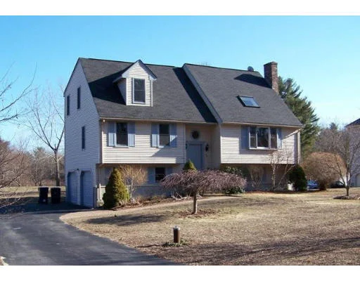 Unit for sale at 160 Dudley Oxford Rd., Dudley, MA 01571