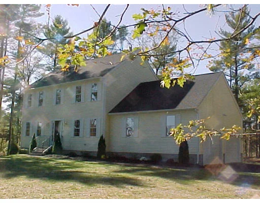 Unit for sale at 715 County Road, Rochester, MA 02770