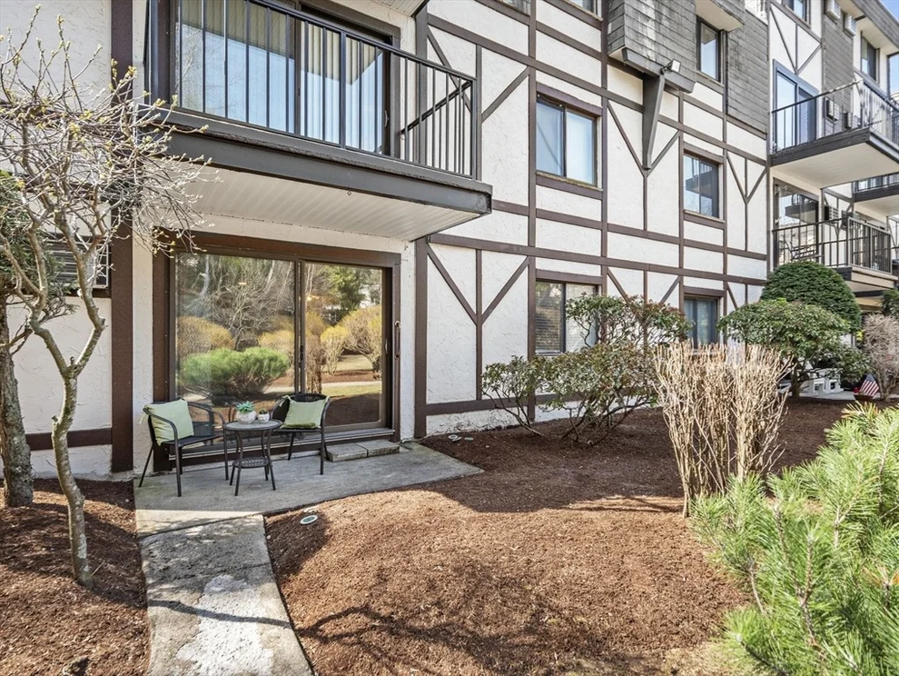 Unit for sale at 9 Broadway, Saugus, MA 01906