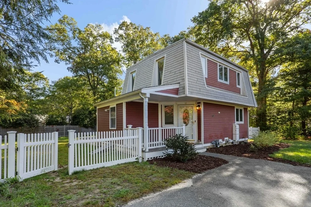 Unit for sale at 10 Briar Patch Lane, Mashpee, MA 02649