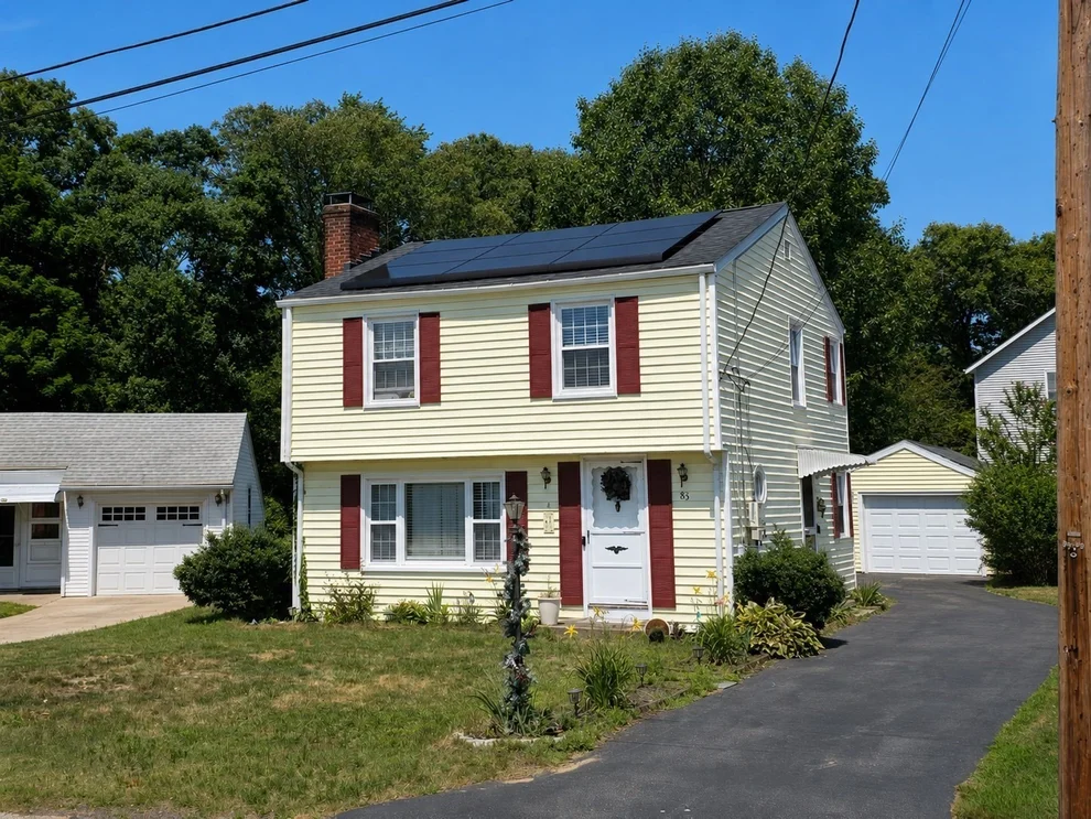 Unit for sale at 83 Harman Avenue, Seekonk, MA 02771