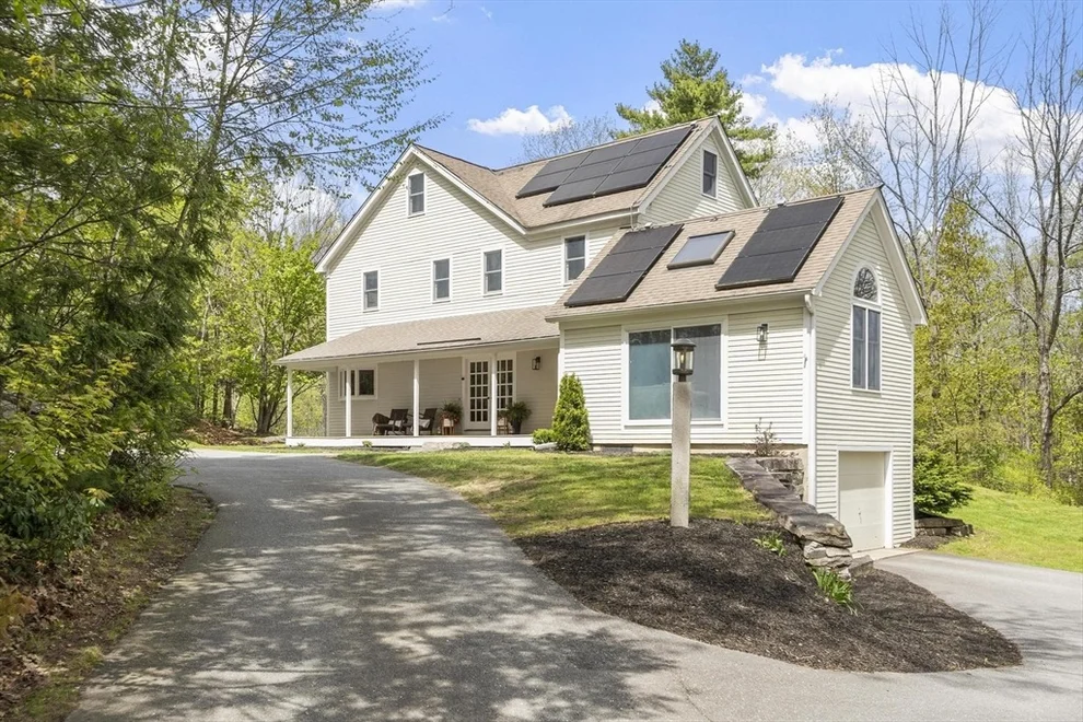 Unit for sale at 557 Fitchburg State Rd, Ashby, MA 01431
