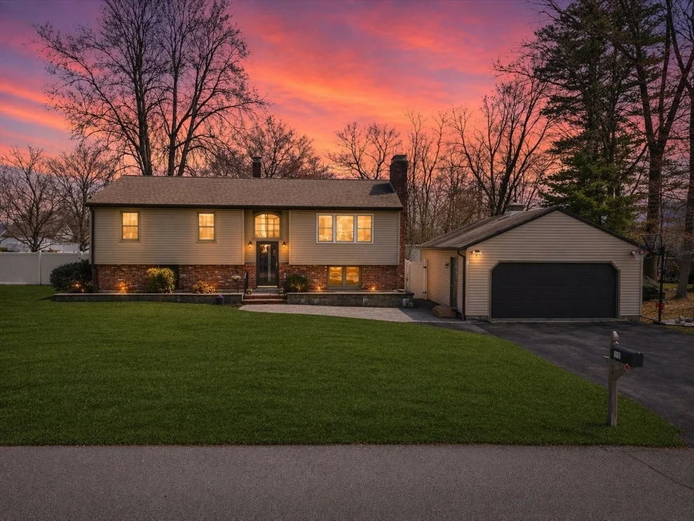 Unit for sale at 19 Elizabeth Lane, Newburyport, MA 01950