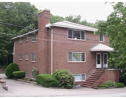 Unit for sale at 151 Overland Rd, Waltham, MA 02451