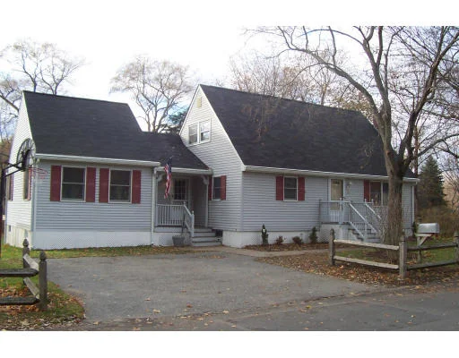 Unit for sale at 33 Lyndale Ave, Methuen, MA 01844