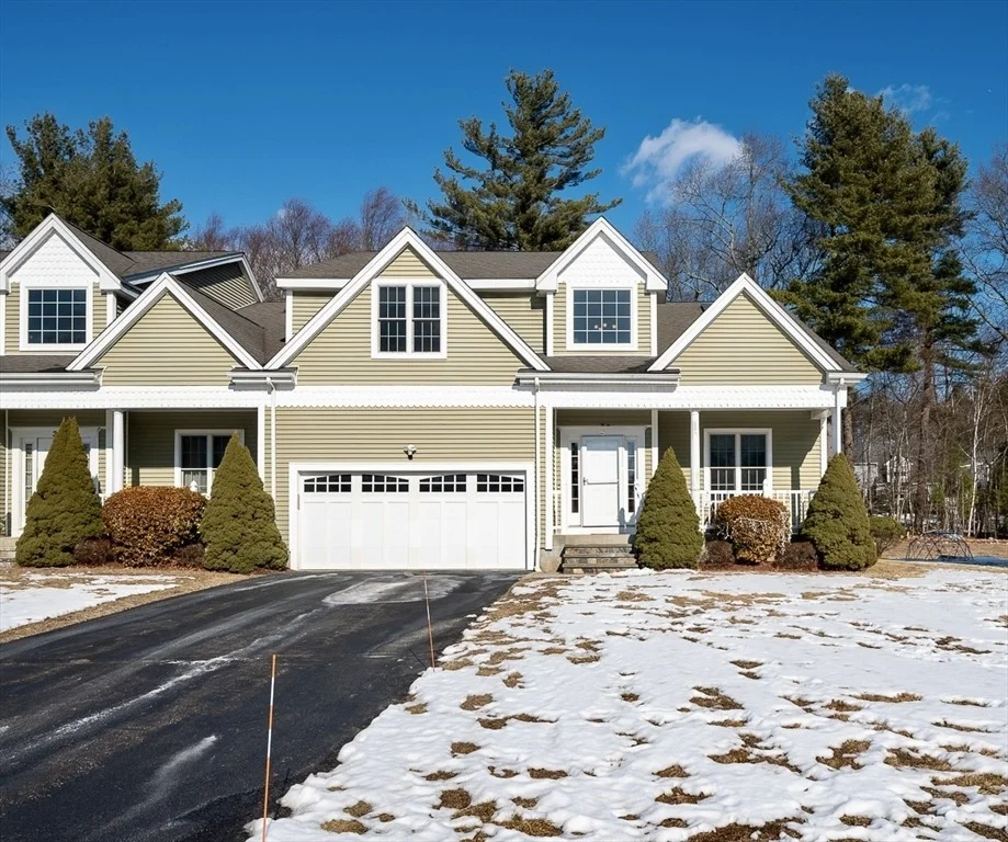 Unit for sale at 5 Nazneen Cir, Hopkinton, MA 01748