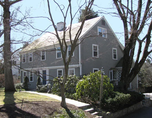 Unit for sale at 26 Arnold Rd, Wellesley, MA 02481