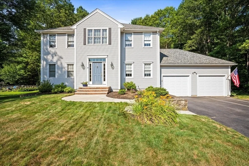 Unit for sale at 19 Wildflower Dr, Sutton, MA 01590