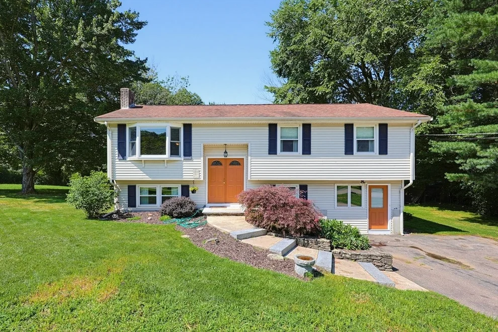 Unit for sale at 116 Bayberry Rd, North Attleboro, MA 02760