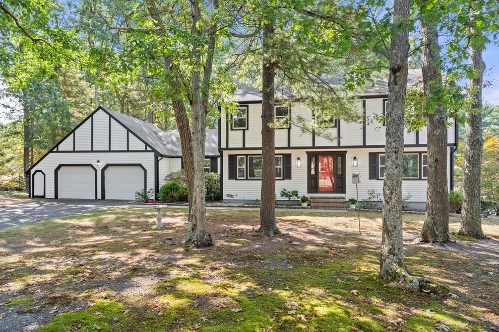Unit for sale at 28 Colonial Way, Plainville, MA 02762